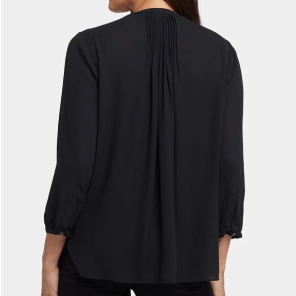 NYDJ Printed Pintuck-back Pullover Blouse - Size XS, Green - Picture 9 of 10